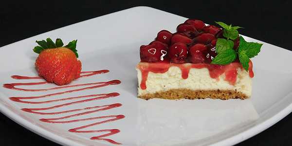 Cheesecake Toppings: From Classic to Creative